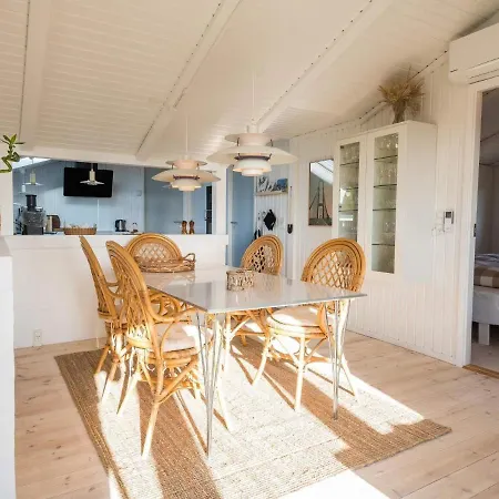 Henne Cxi Holiday home